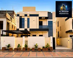 Luxury villa for sale with super deluxe finishes and a prime location close to all services | 5 mast