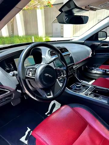 2019 Jaguar XE 照片 7