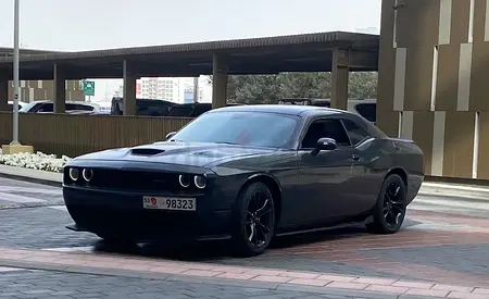 Dodge Challenger SXT 2018 | Canadian Specs | Well Maintained