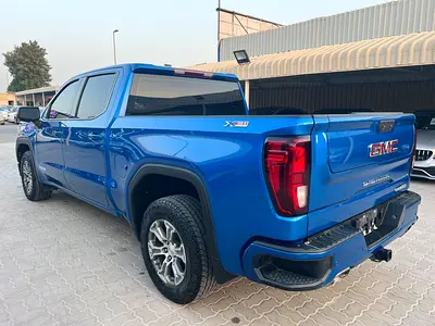 2023 GMC SIERRA 缩略图 4