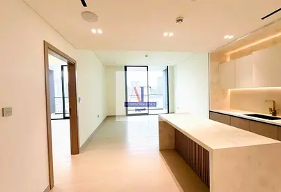 Elegant Living | Stunning | 4 CHQs Available