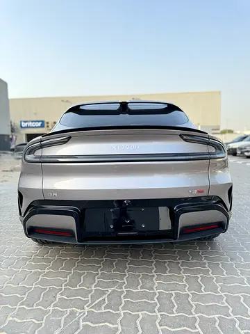 صورة 3 لـ 2025 Xiaomi YU7