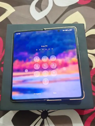 Honor Magic v5