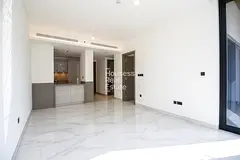 Flexible Cheques | Very Spacious | available now