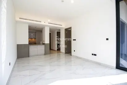 Flexible Cheques | Very Spacious | available now
