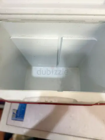 Portable ice cooler / small chest cooler – used, good condition