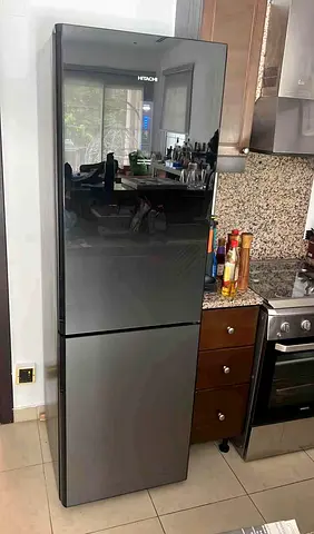 Hitachi refrigerator bottom freezer neat and clean perfect working