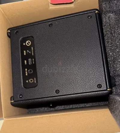Brand new yamaha pacifica 112v with Spark Mini amp