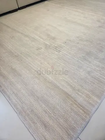 Light beige modern area rug - good condition, 2x3m(approx.)