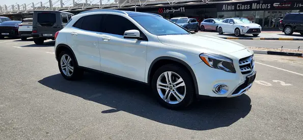 2018 Mercedes-Benz GLA 250 - American Specs - Excellent Condition