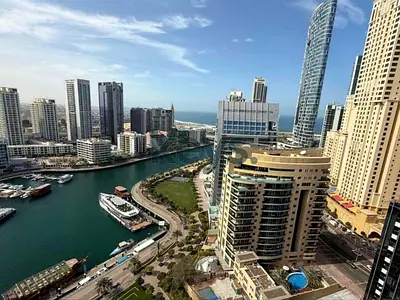 Stylish 1BR Marina I Bright & Spacious I Premium Amenities