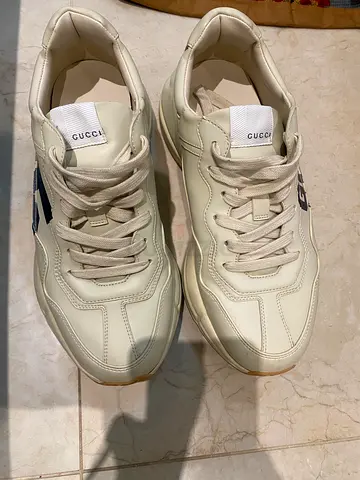 Gucci white leather sneakers - size 40 , one time used