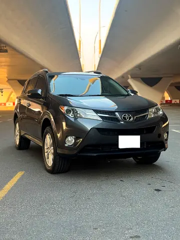 2015 Toyota RAV4 Limited Full Option