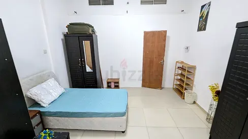 Bedspace for executive lady in family friendly place