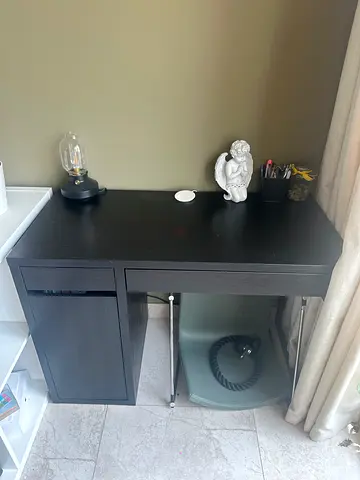 Ikea office table
