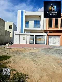 Villa for sale, excellent finishing, prime location, freehold ownership, all nationalities, bank ins