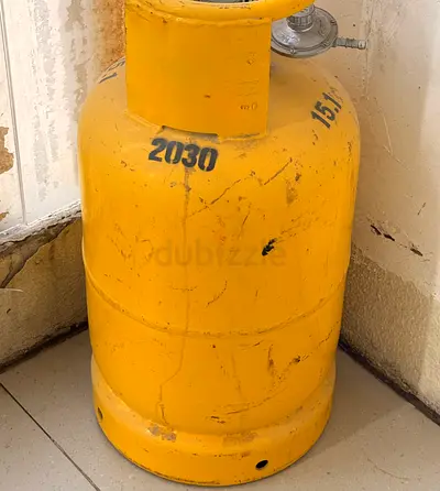 Empty gas cylinder