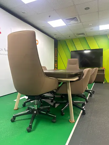 Office meeting table with Set of 8 Beige Office Chairs on Wheels - immaculate Condition