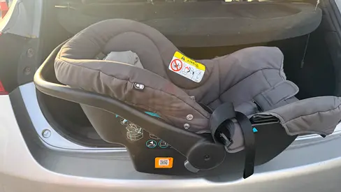 Good Condition Infant Car Seat / Baby Carrier (Rear-facing) Safety Tested