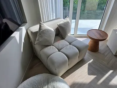 Modern tufted lounge chair - single seater, light grey