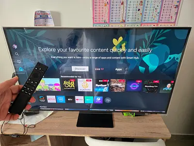 Samsung M7 Smart Monitor 43-inch LED Smart TV with Remote - With screen Gaurd Installed