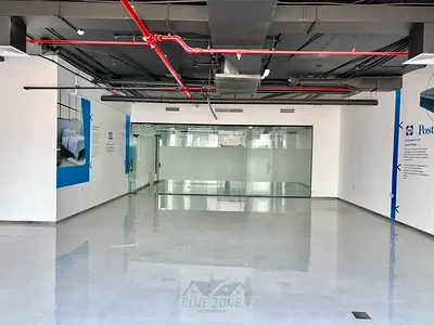 Reputable building - Near GGICO metro station- Can be used as office or shop