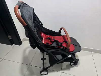 Lightweight compact stroller in good used condition