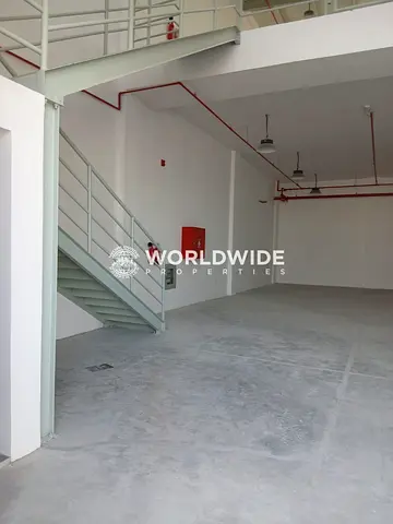 WEARHOUSE HOUSE WITH MAZZINE AVAILABLE FOR RENT IN AJMAN