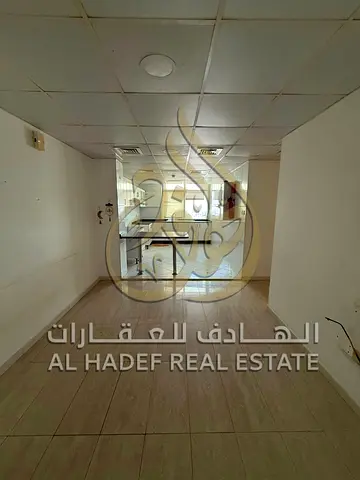للإيجار | شقة غرفتين وصالة بصالة منفصلة في المجاز 2 | إطلالة مفتوحة | تكييف مجاني | 3 حمامات