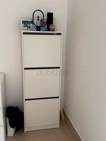 Tall white 3-drawer cabinet / for SHOES