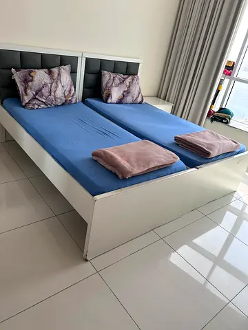 2 beds