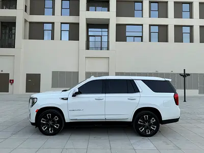 صورة 4 لـ 2023 GMC YUKON