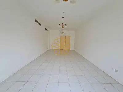2BR / Close Hall/ Balcony and near to Bus stop
