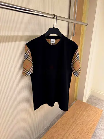 Burberry T-shirt for men