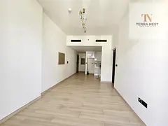 MODERN 1 BR | COMMUNITY VIEW | HUGE BALCONY