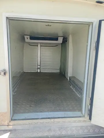 صورة 16 لـ 2021 Nissan URVAN