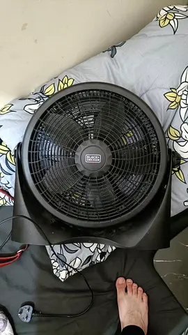 Black Decker Floor/Desk Fan - Good Working Condition