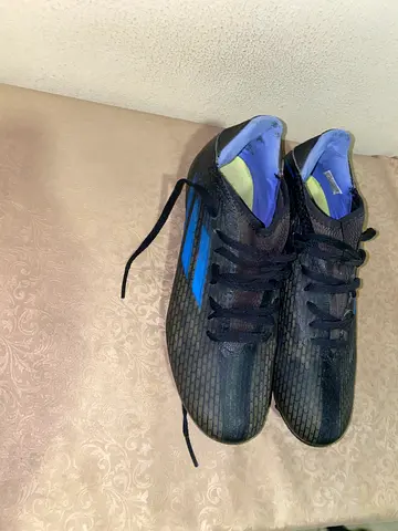 Football shoes