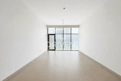 Spacious Layout with Maid's Room | Low Floor