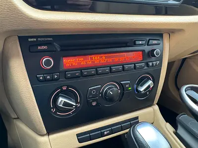 2014 BMW X1 缩略图 17