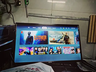 Smart tv 32  wifi  urgenty sale