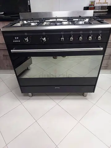 Smeg cooking range Dual fuel new Modal 90x60cm