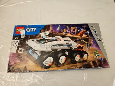 LEGO City 60432 Command Rover and Crane Loader – Original LEGO
