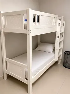 EXECUTIVE BED SPACE FOR LADIES 1 BHK APARTMENT