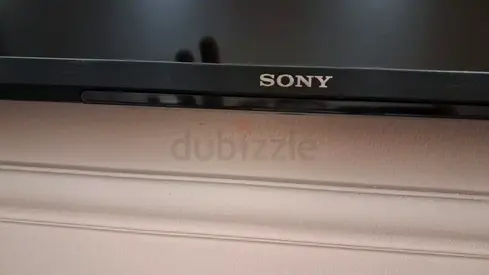 Sony flat panel TV - excellent working condition