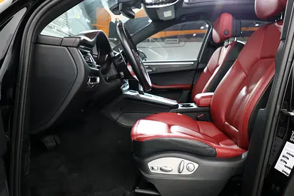 صورة 9 لـ 2020 Porsche MACAN
