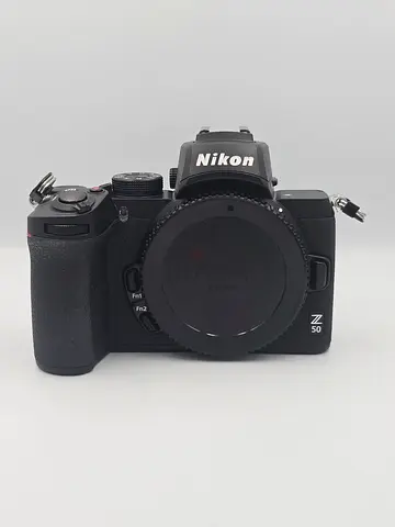 Nikon z50 + 16-50mm