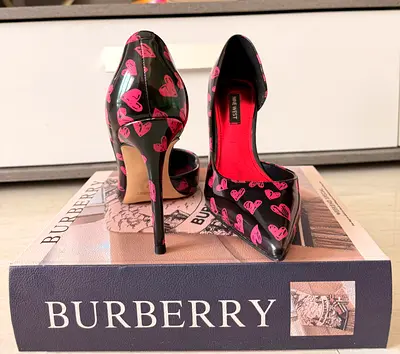 Nine West Heart Print Pointed Toe Stiletto Heels