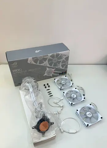 ASUS ROG STRIX LC 360 RGB AIO (White)