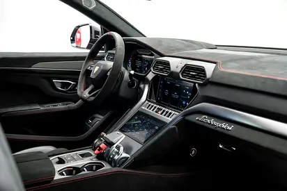 صورة مصغرة 12 لـ 2024 Lamborghini URUS
